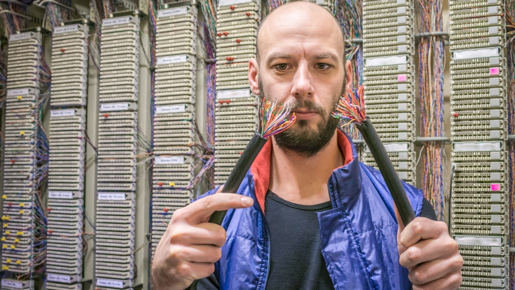 U petak 21. 11. 2025. u 14 sati potpuni prekid u radu fakultetske računalne mreže